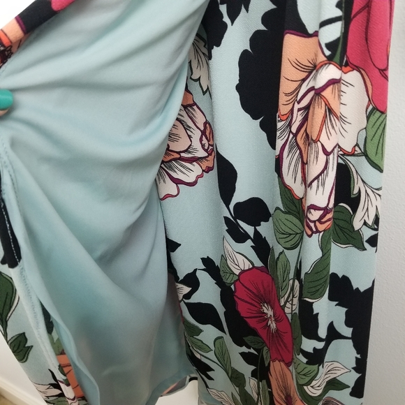 ADRIANNA PAPELL Floral Wrap Dress - Picture 7 of 8